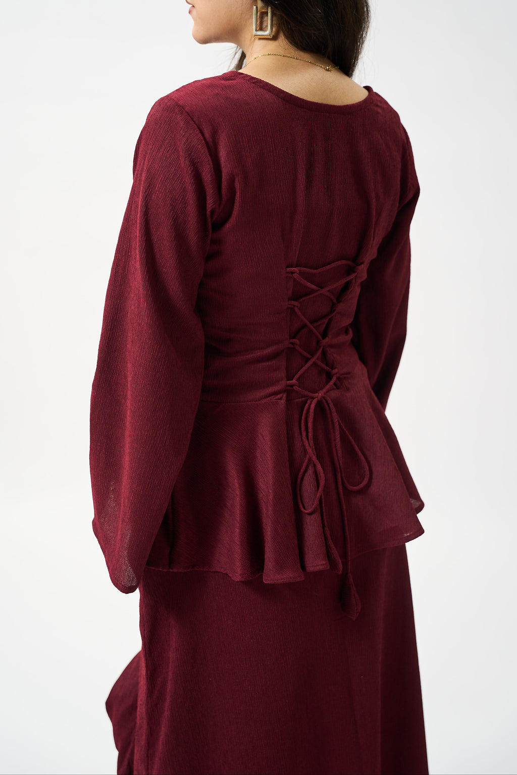 Ruby set with knot bag