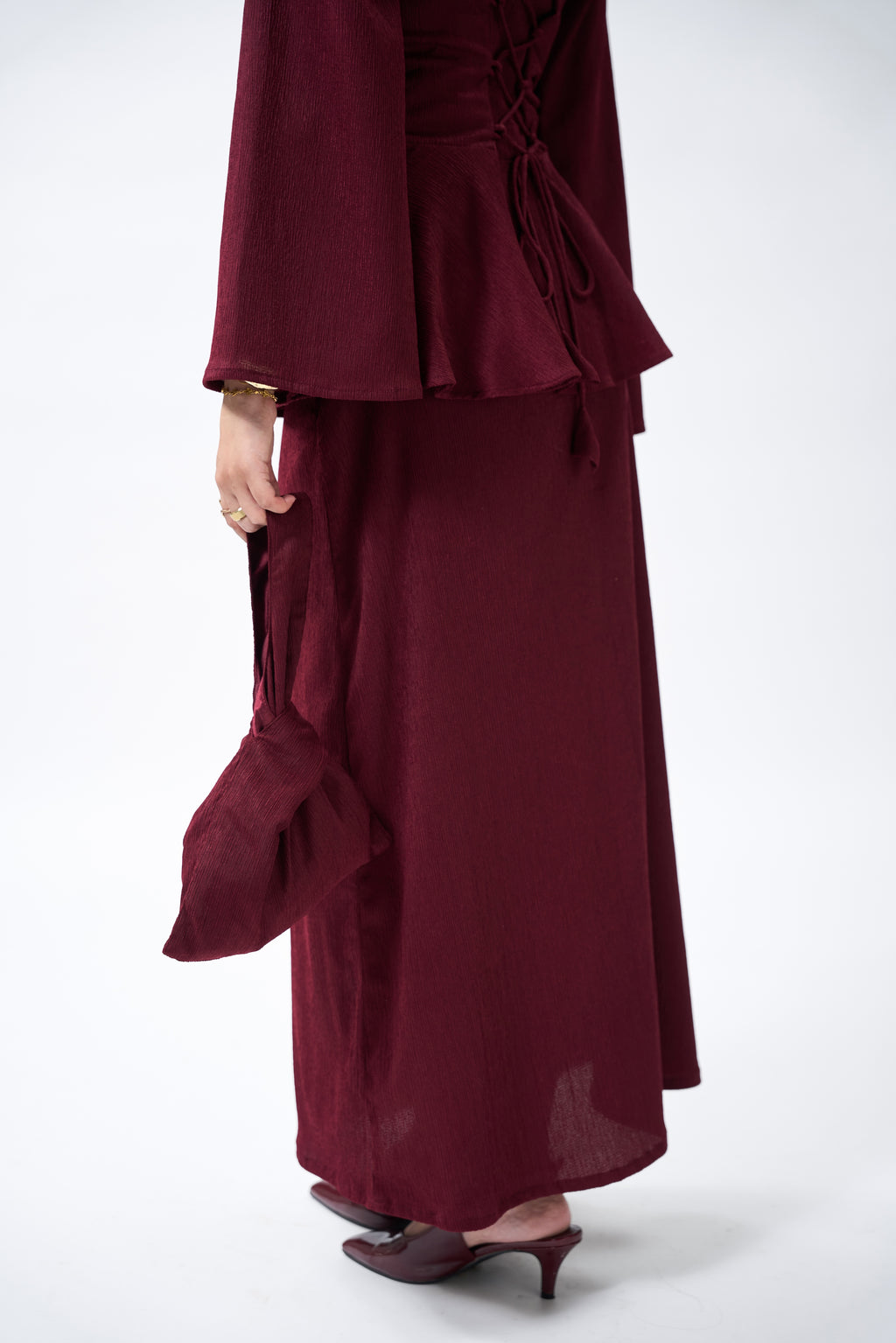 Ruby set with knot bag