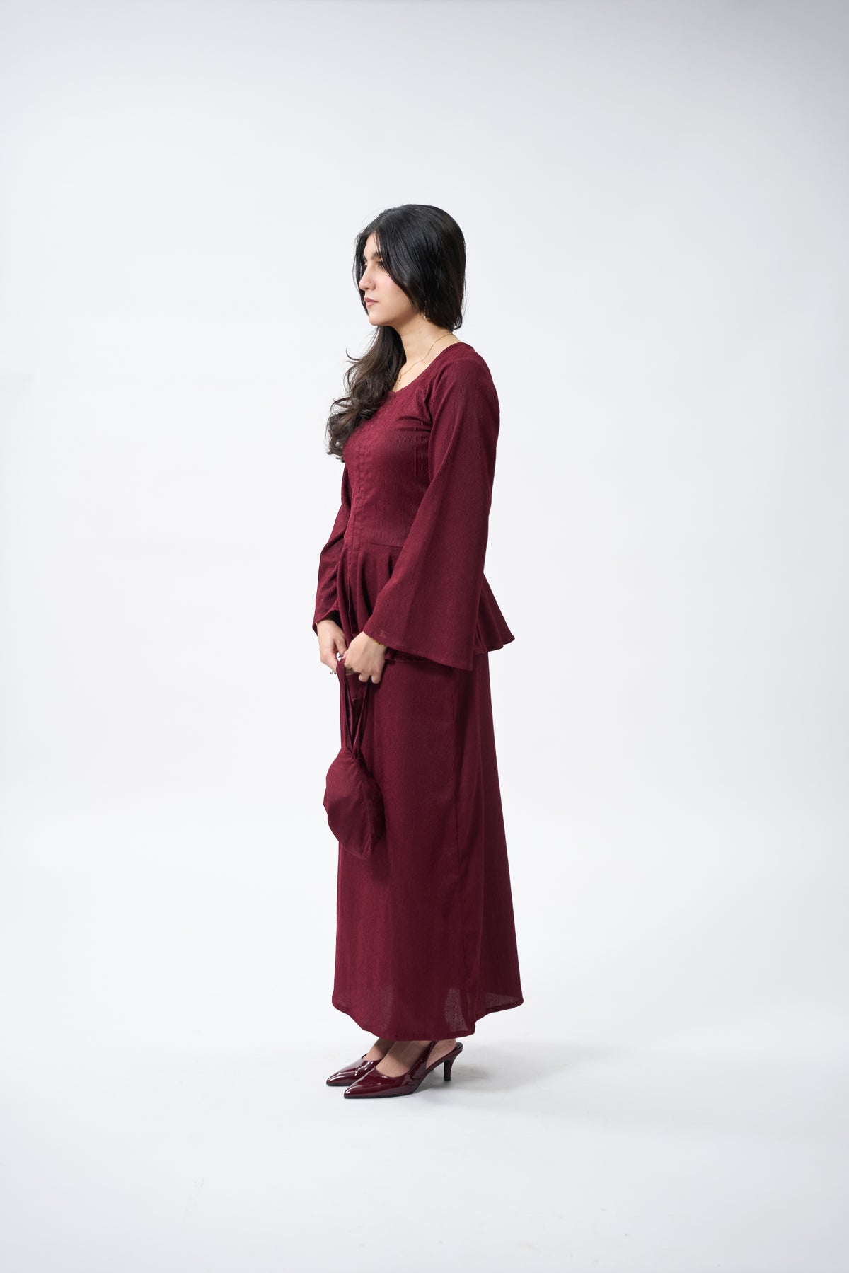 Ruby set with knot bag