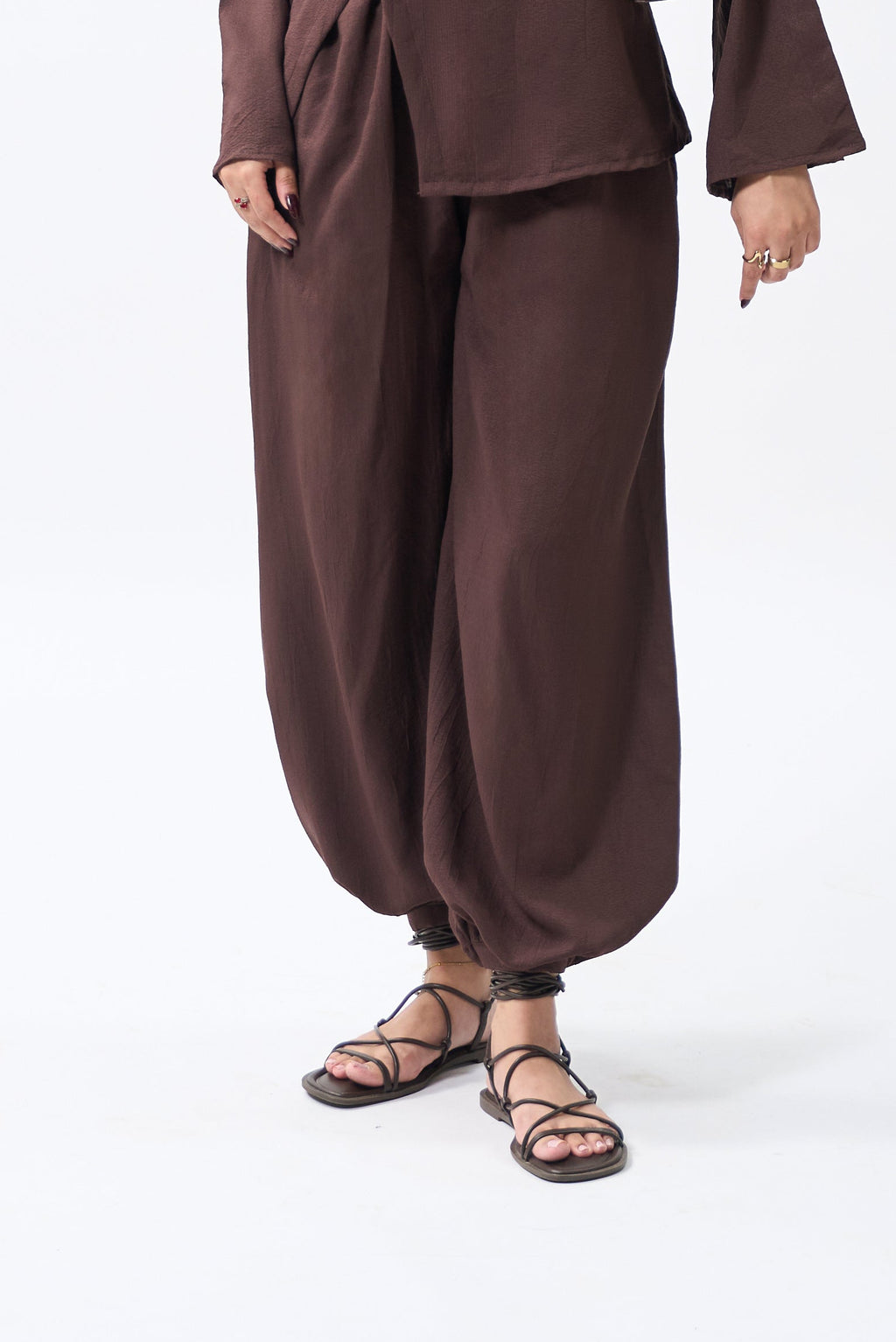 Brown balloon pants