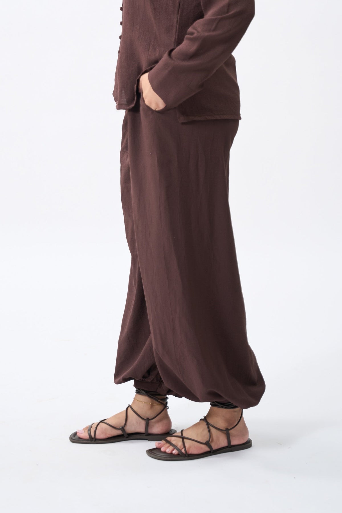 Brown balloon pants