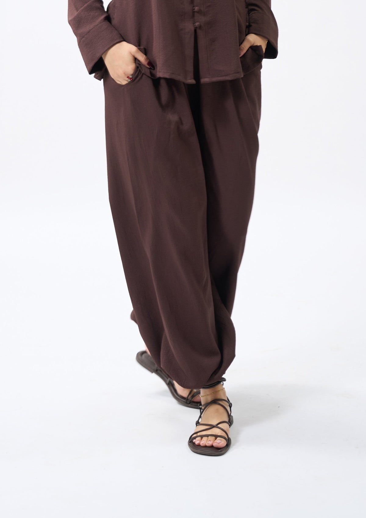 Brown balloon pants